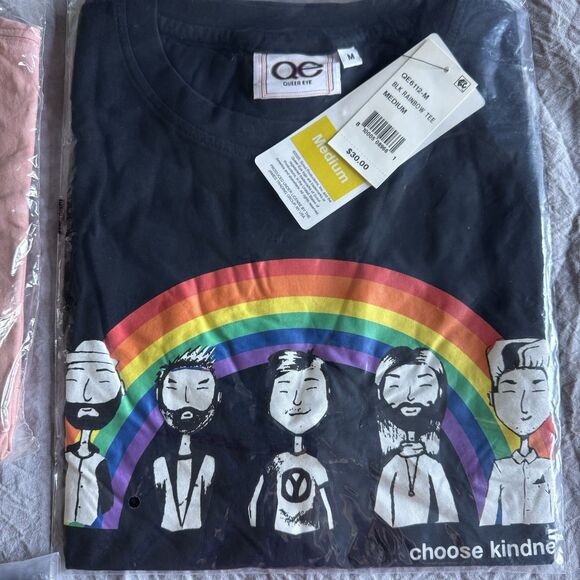 QUEER EYE T Shirt & Tank Bundle -Mixed Sizes New with tag in Original Packaging - Picture 6 of 11